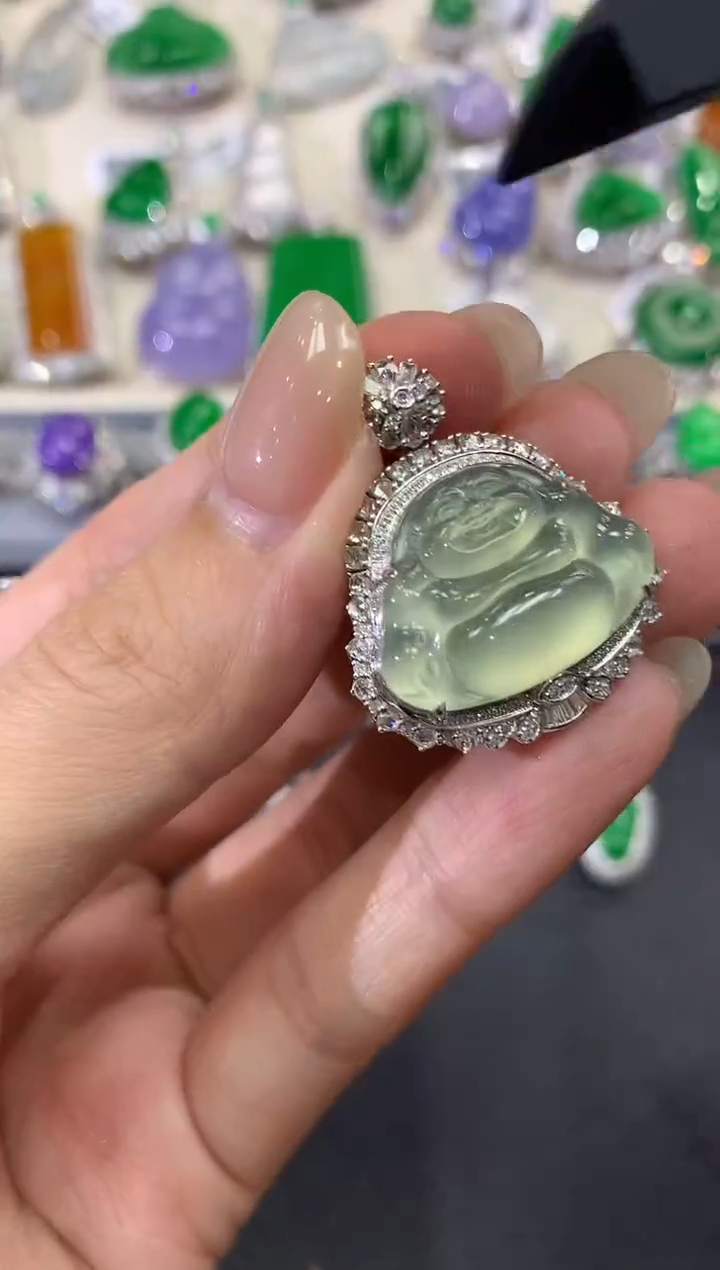 【闪购商品】翡翠吊坠(不含链)18K金镶嵌w201       