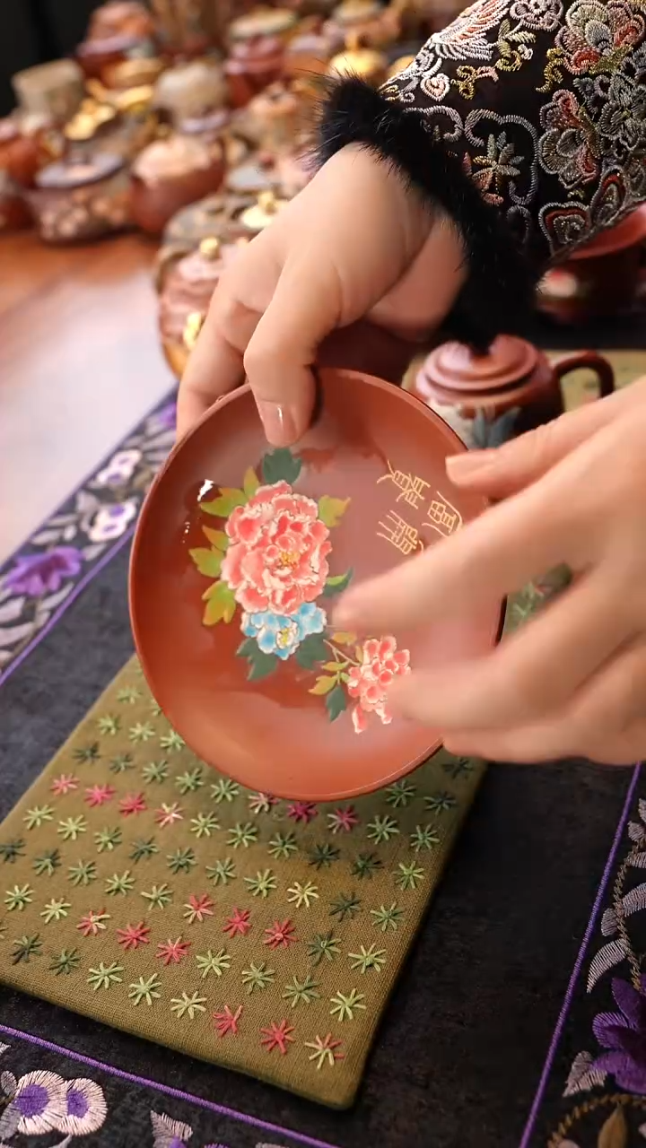 茶壶紫砂朱泥花开富贵盘子