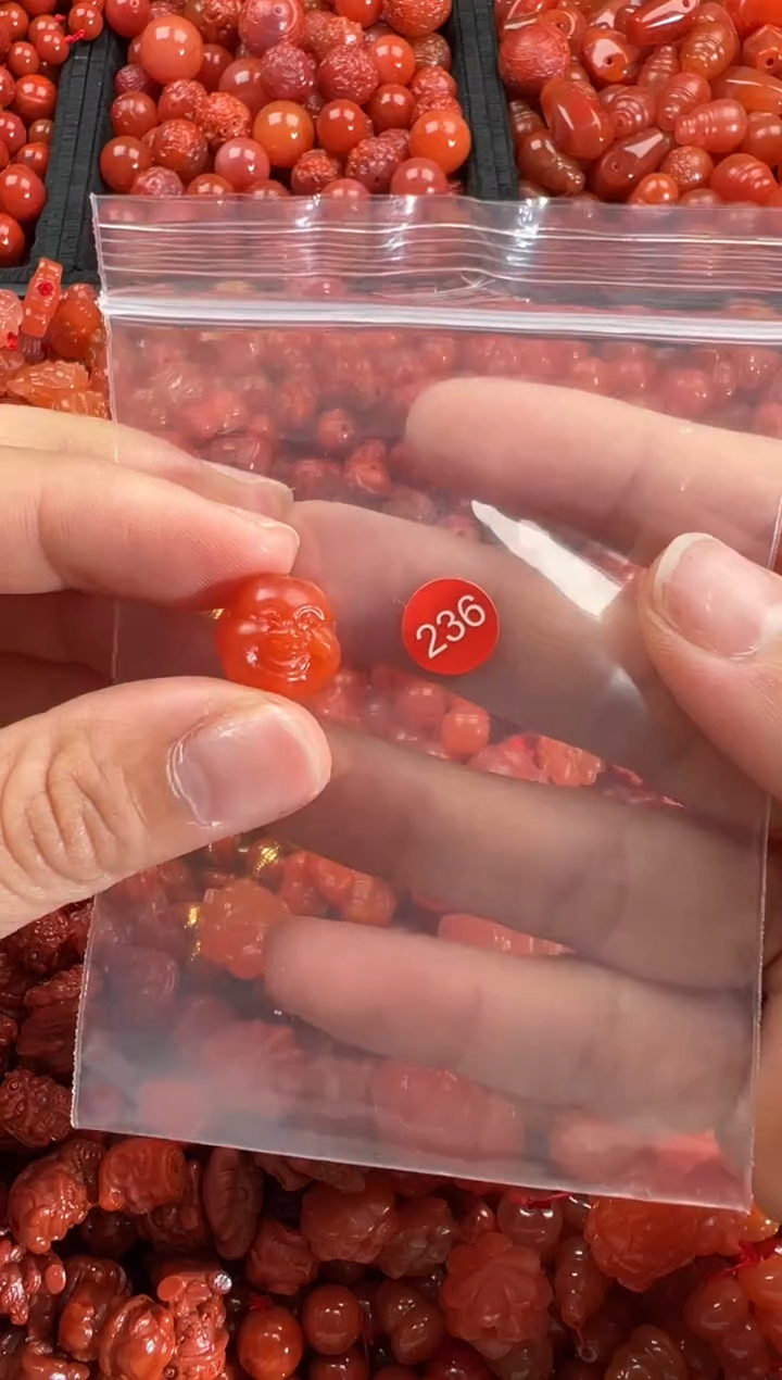 【闪购商品】南红玛瑙颈饰未镶嵌1