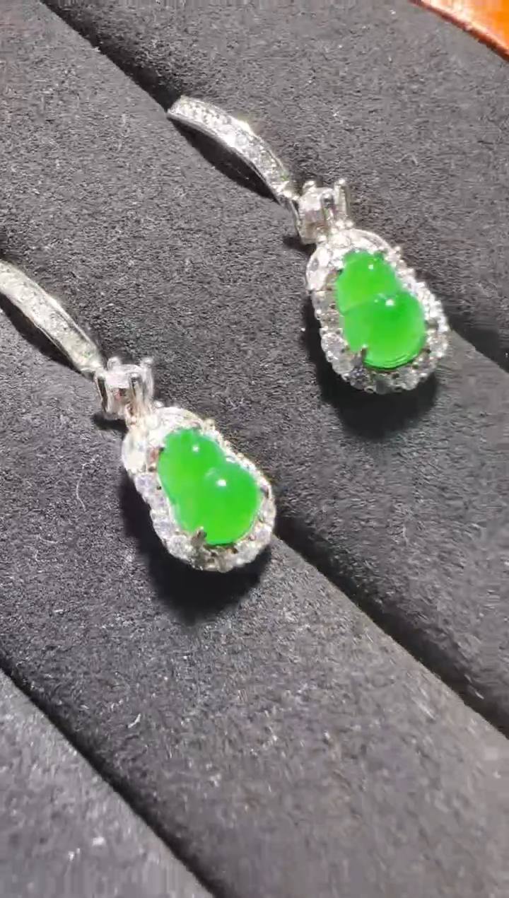 【闪购商品】翡翠耳饰银S925镶嵌天然翡翠A货多样性发一件