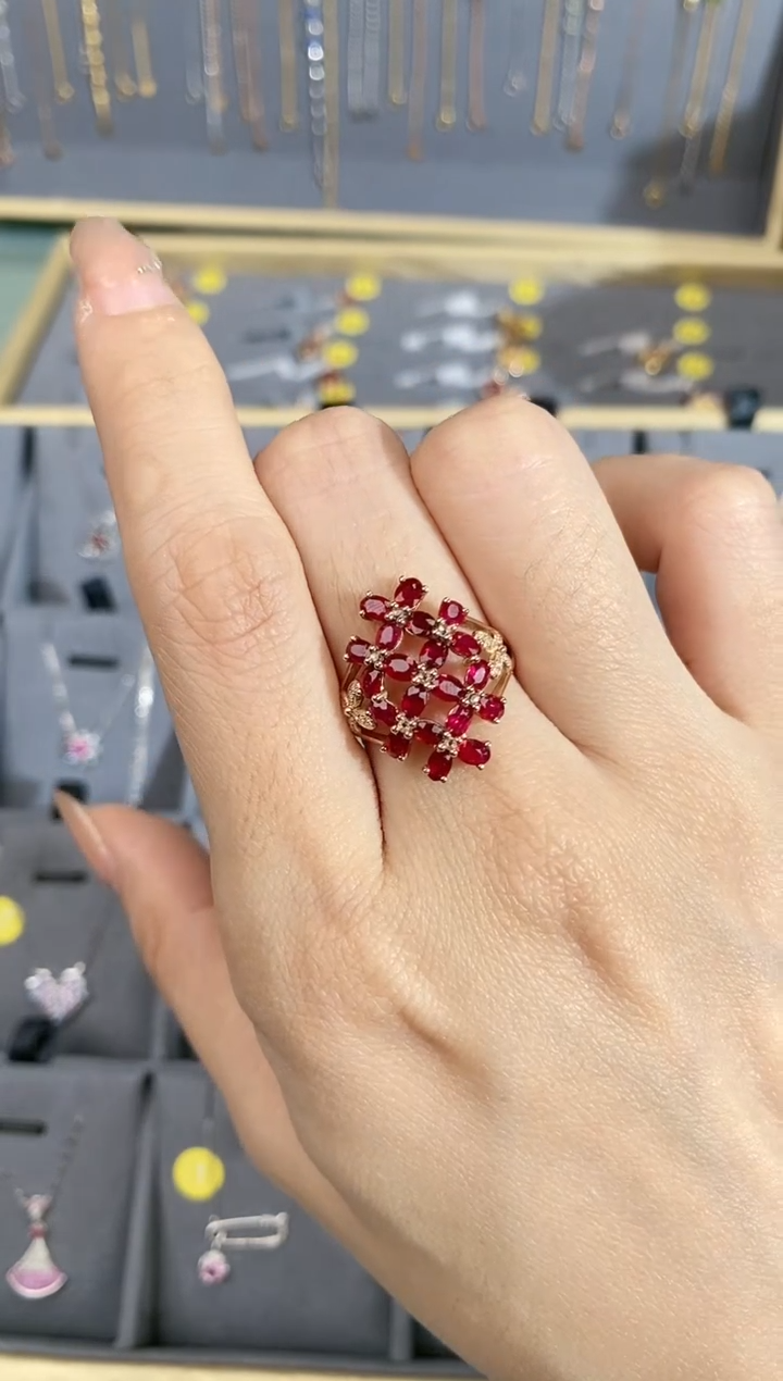 【闪购商品】红宝石戒指18K金镶嵌戒指