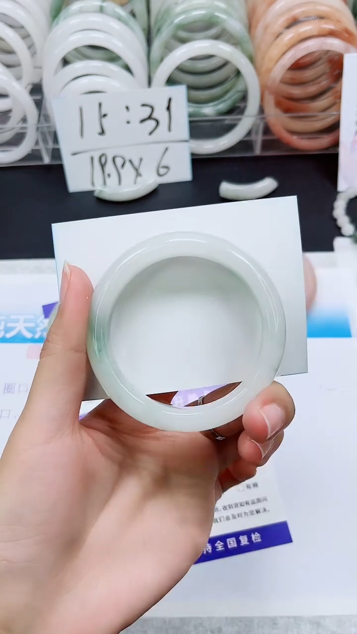 【闪购商品】石英质玉手镯未镶嵌A10-56/57