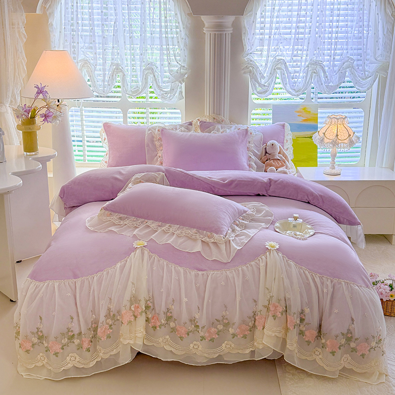 240g秋冬款  11斤左右法式公主风全消牛奶绒床盖床裙款四件套