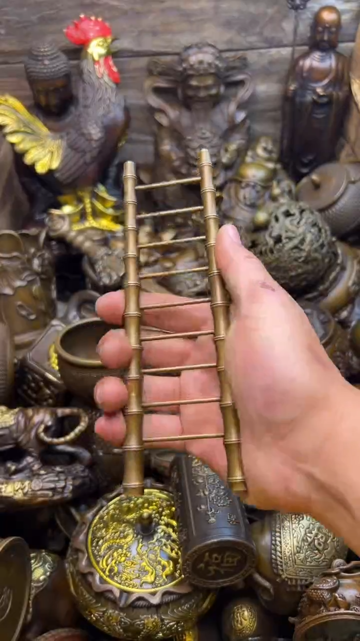 精美铜器，点击下单