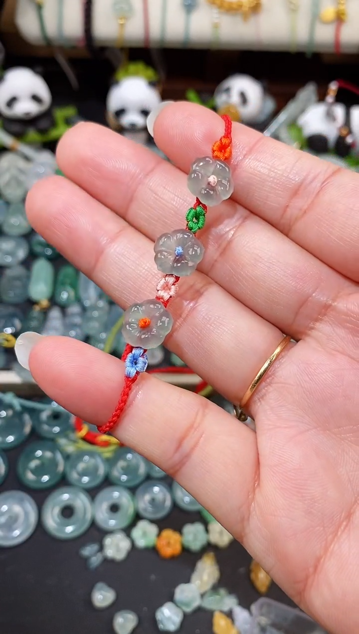 散珠翡翠三花手绳  手围15