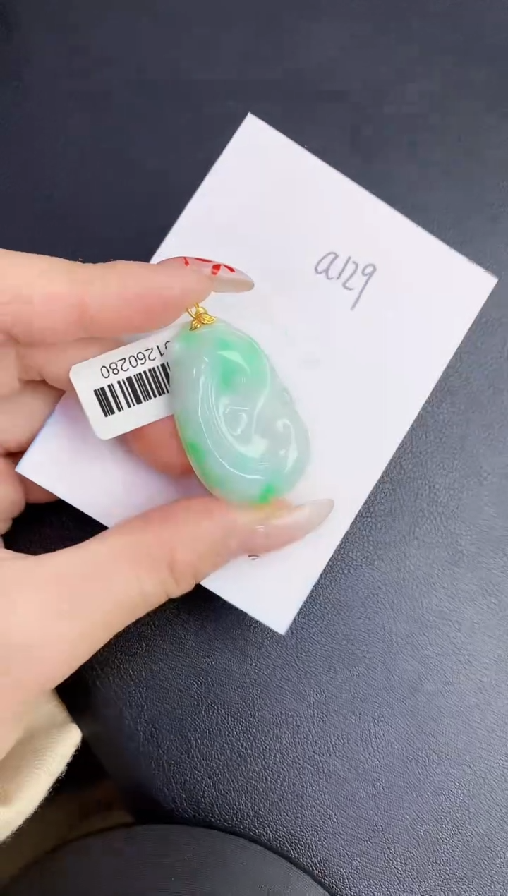 【闪购商品】翡翠颈饰18K金镶嵌0000000000