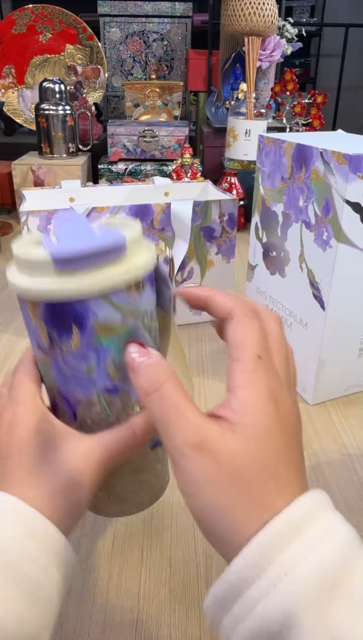 134泉太纯钛咖啡杯480ml-鸢尾曳云