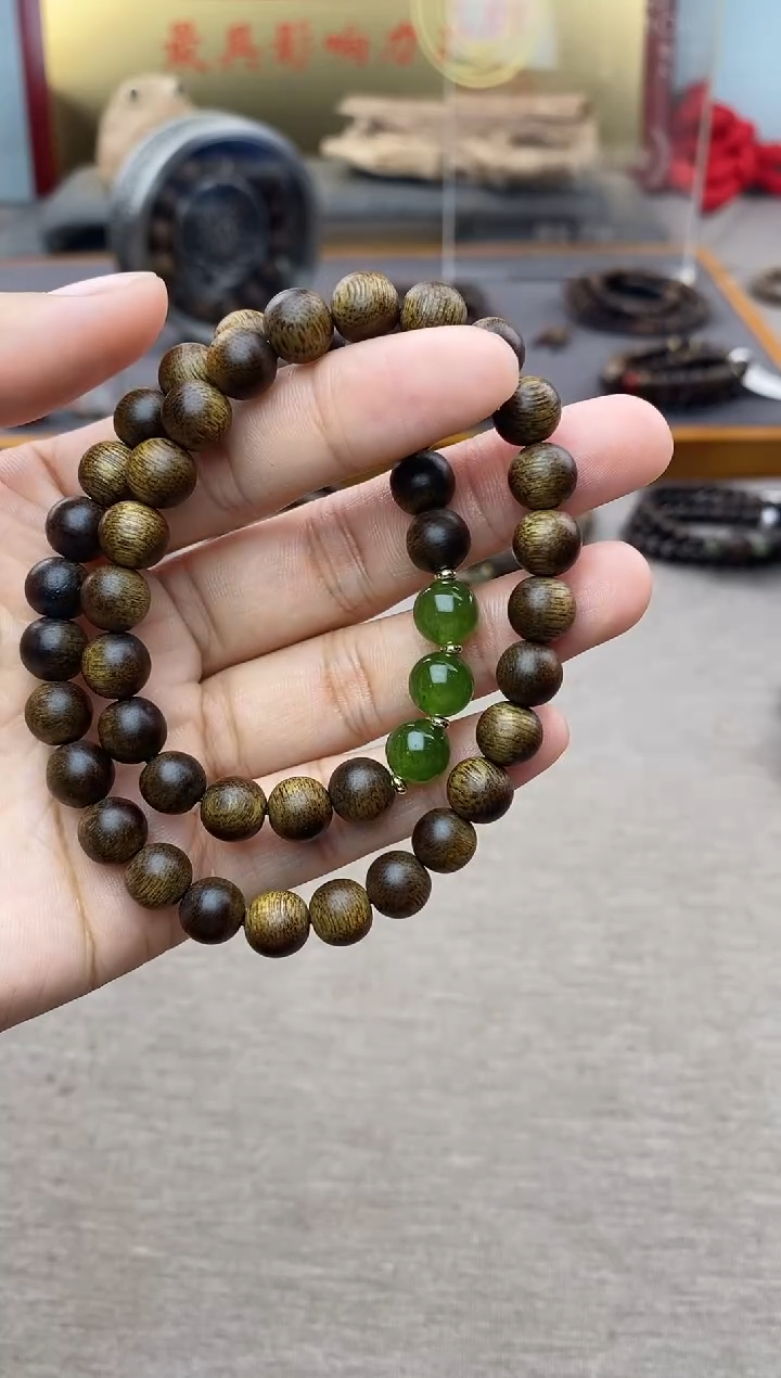 【闪购商品】沉香手串双圈芽庄玉化白棋楠0.8沉水+配饰