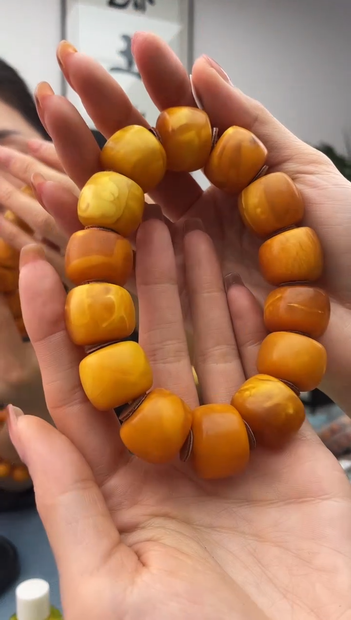 【闪购商品】琥珀珠宝奇石未镶嵌假一罚十，072.20