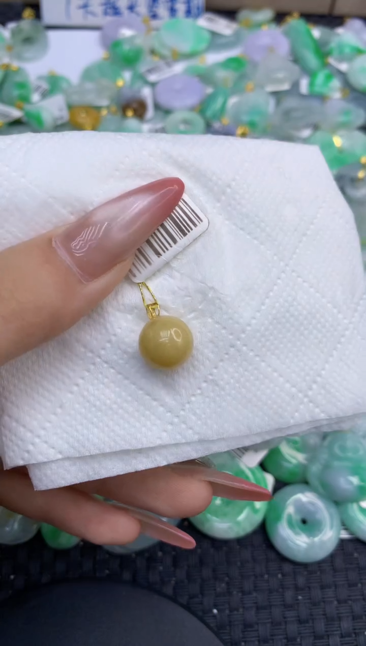 颈饰未镶嵌翡翠天然缅甸A货翡翠