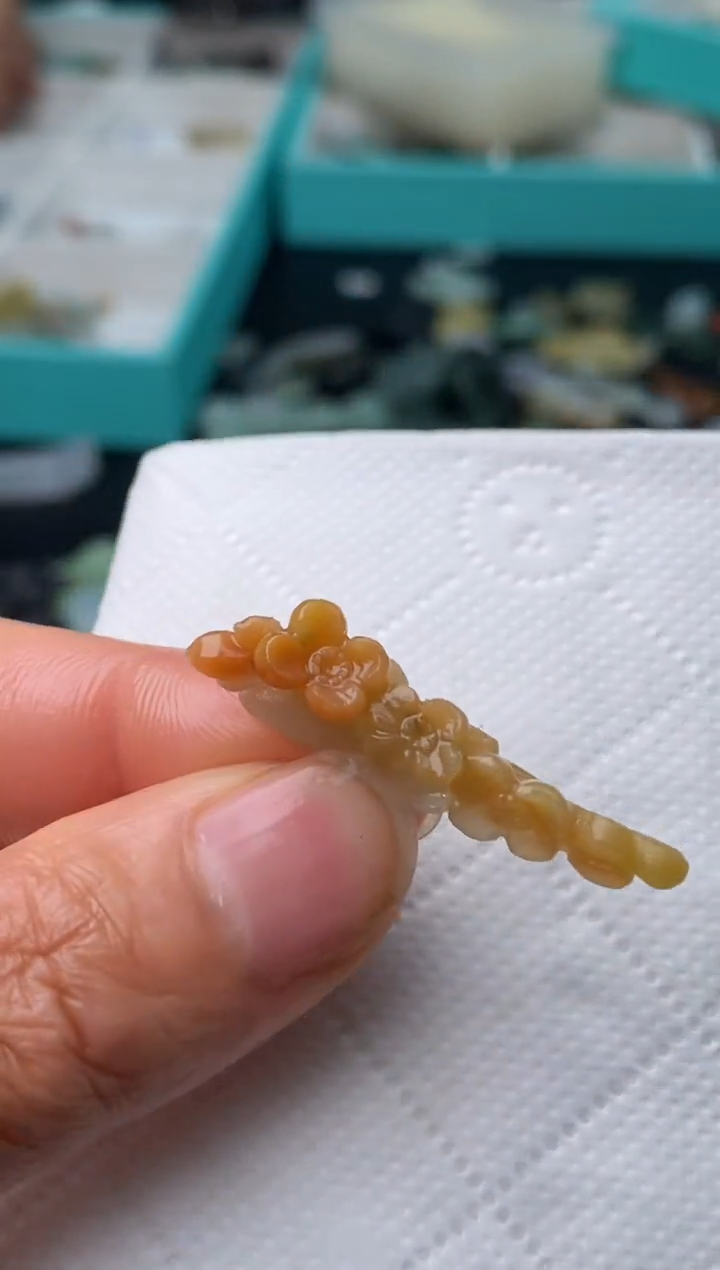 【闪购商品】定制翡翠未镶嵌翡翠毛货~