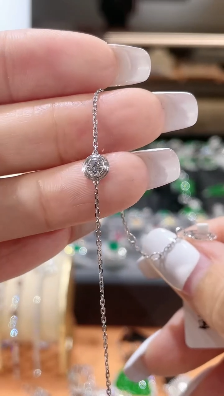 【闪购商品】钻石手链18K金镶嵌手链