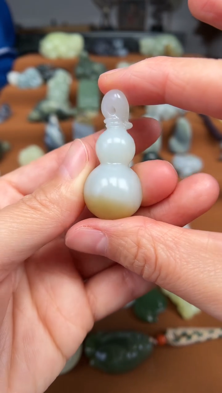 【闪购商品】和田玉颈饰未镶嵌葫芦