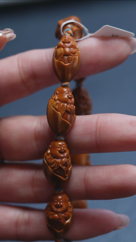 【闪购商品】橄榄核吊坠苏工橄榄核