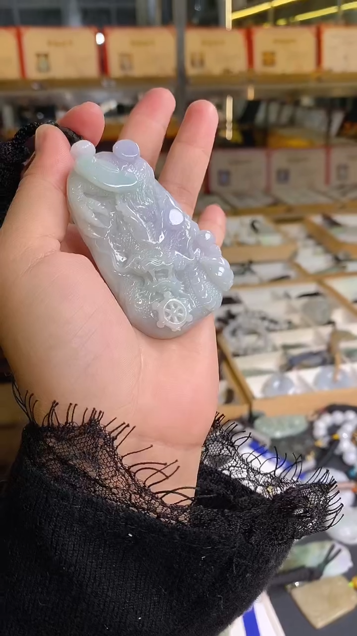 【闪购商品】翡翠颈饰未镶嵌挂件