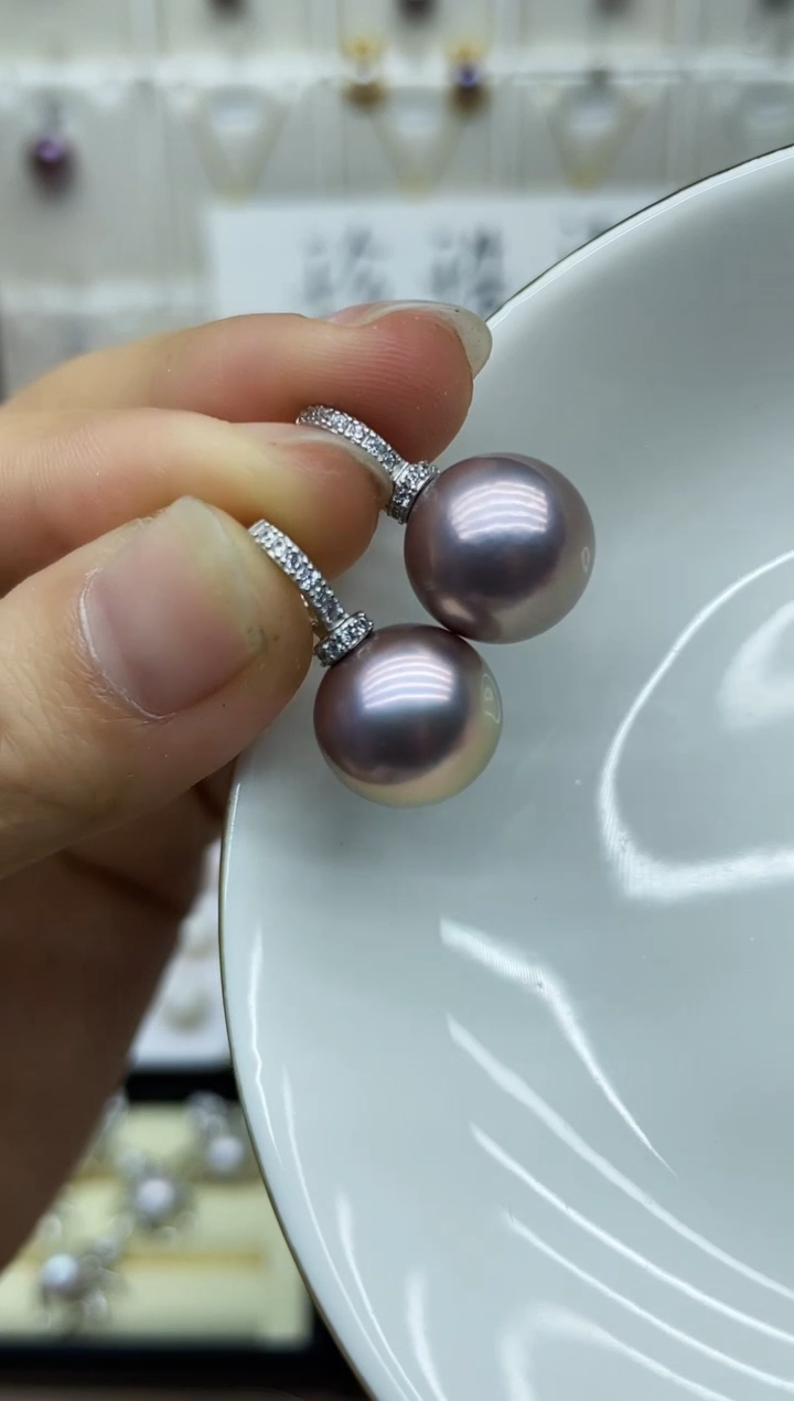 淡水珍珠未镶嵌颈饰吊坠多其性发其一