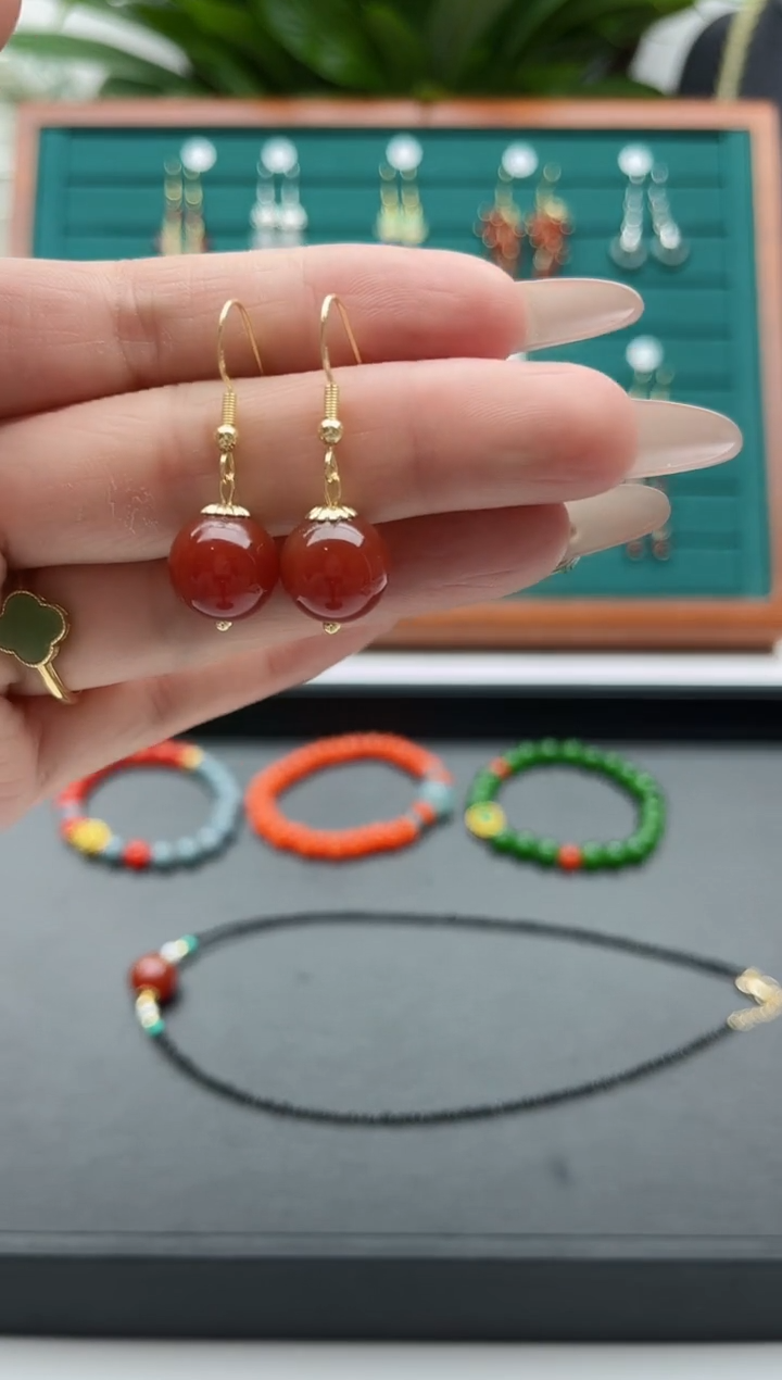 【闪购商品】南红玛瑙耳饰银S925镀金镶嵌802