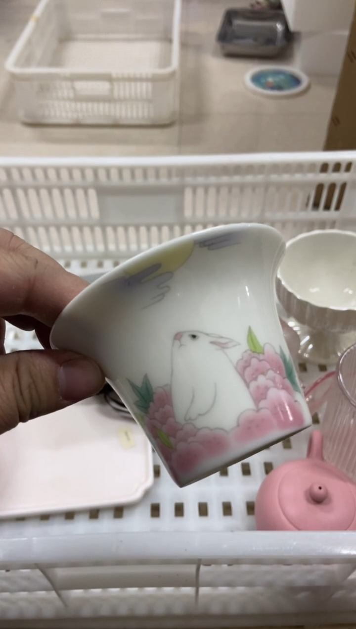 杯无运费险有瑕疵的摄影的产品有使用过的痕迹有点脏介意勿拍