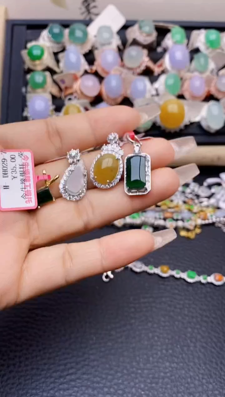 【闪购商品】翡翠戒指银S925镶嵌1965