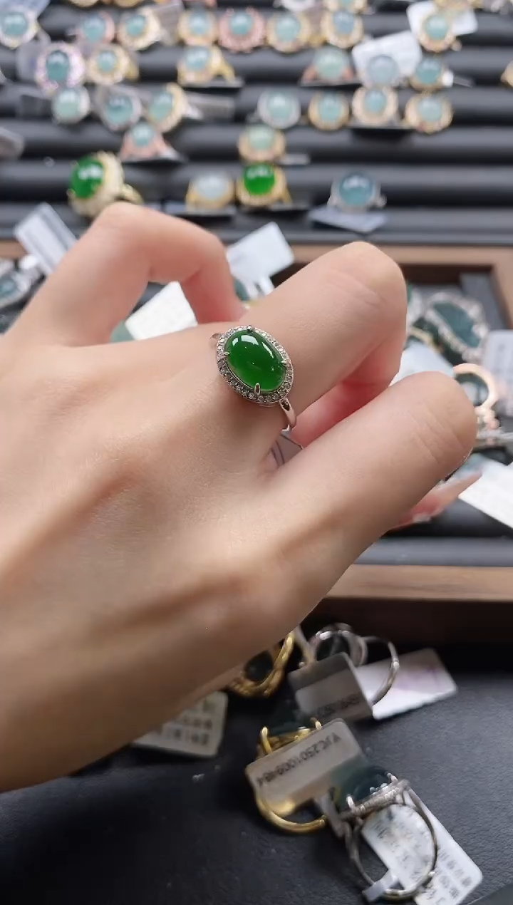 【闪购商品】翡翠戒指银S925镶嵌51511