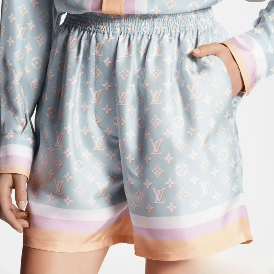 未使用 LouisVuitton/路易威登 满印logo丝质短裤 蓝色34/36/38