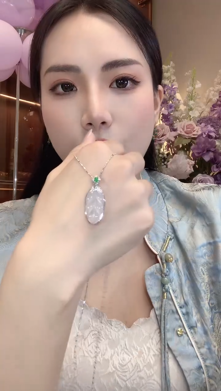 翡翠18K金镶嵌吊坠(不含链)A39