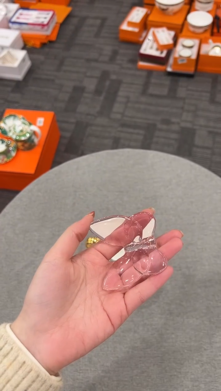 【闪购商品】杯LV白金水杯--------------