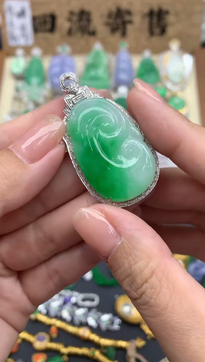 【闪购商品】翡翠颈饰18K金镶嵌276--中国好珍宝