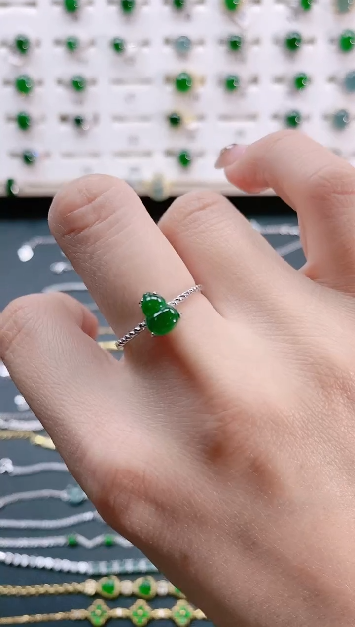 【闪购商品】翡翠戒指银S925镶嵌天然翡翠