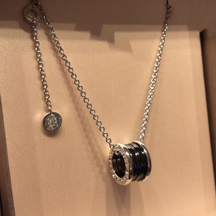 项链18K气质金镶嵌天然的红色裙子造型轻奢百搭时尚新YY