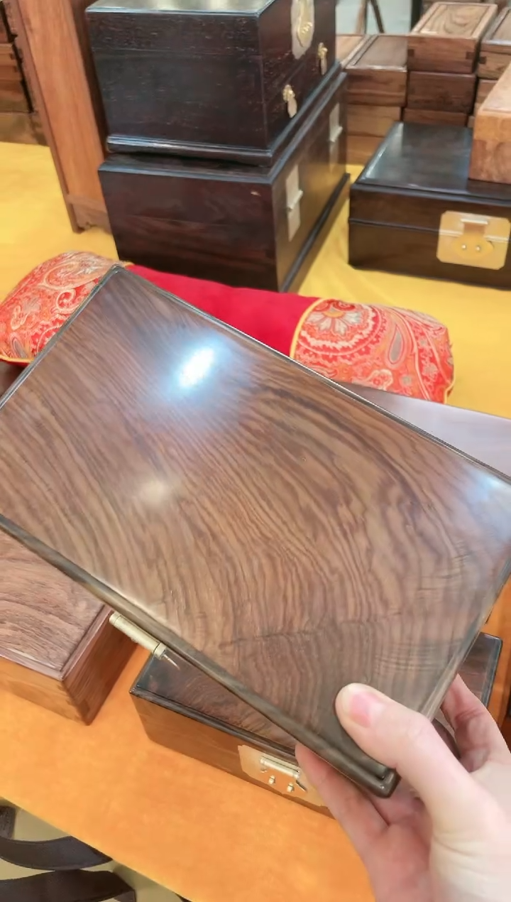 【闪购商品】交趾黄檀（大红酸枝）首饰盒单只