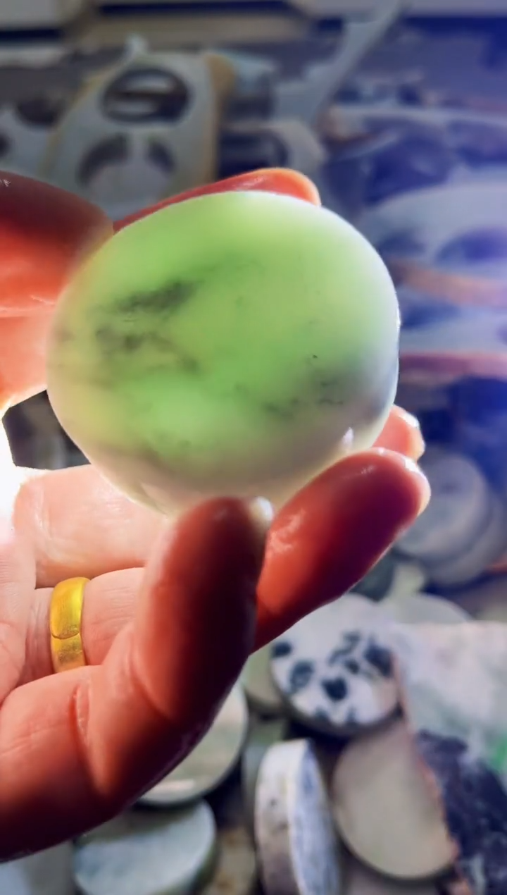 【闪购商品】翡翠挂件未镶嵌A货康壹397