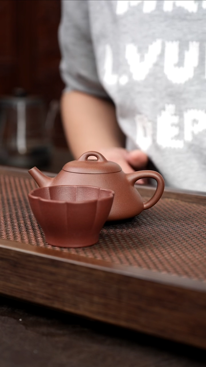 茶壶紫砂底槽清曼生石瓢+葵口杯