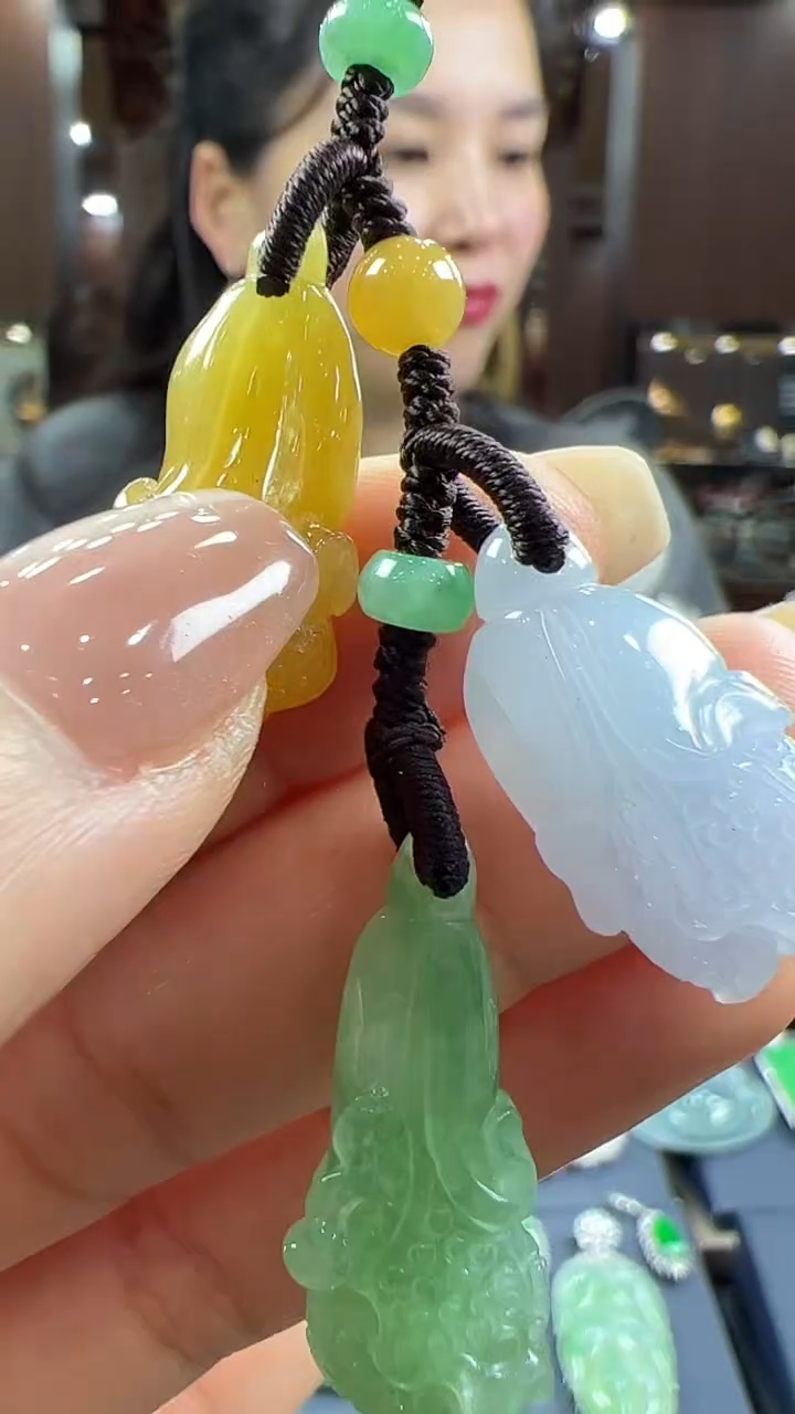 【闪购商品】翡翠挂件未镶嵌包挂