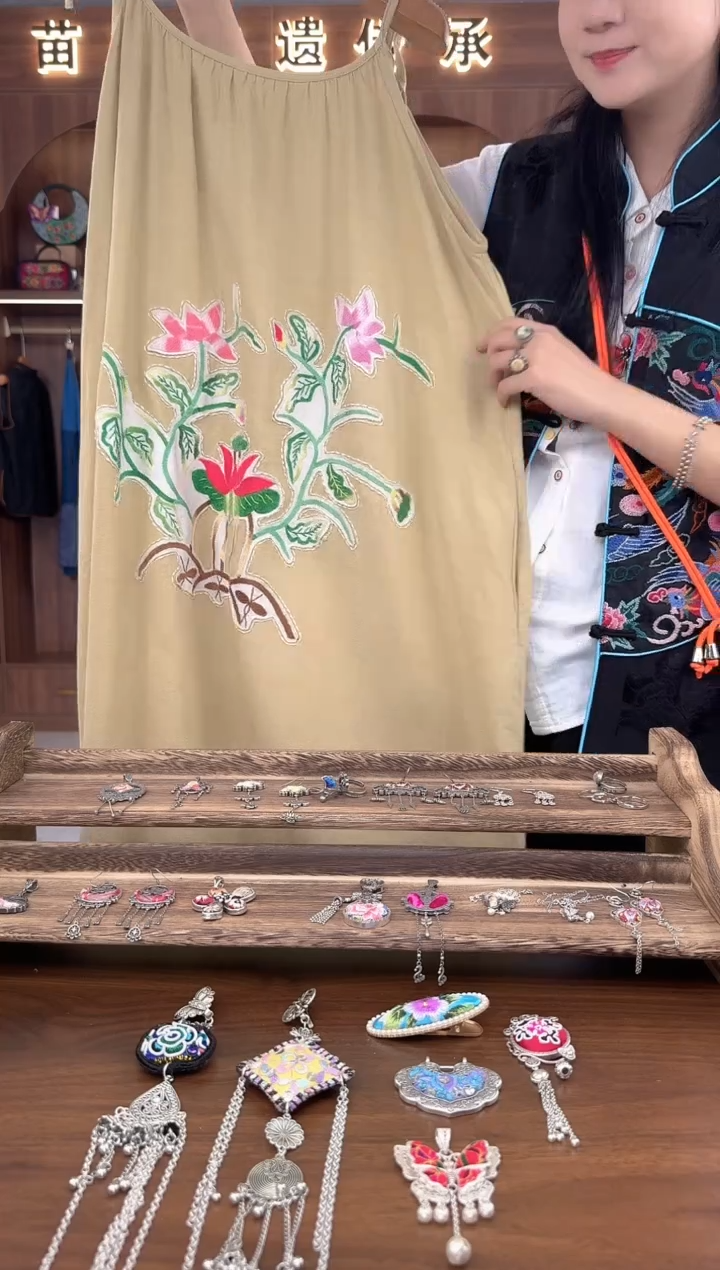 织绣扶光苗绣传承L22