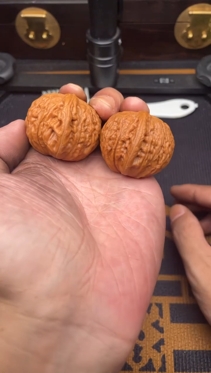 文玩核桃吊坠铁锤37