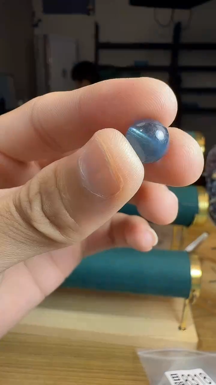 未镶嵌吊坠(赠链)海蓝宝石晶8362