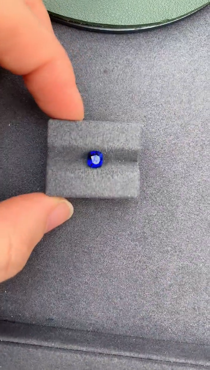 【闪购商品】蓝宝石裸石未镶嵌1ct皇家蓝