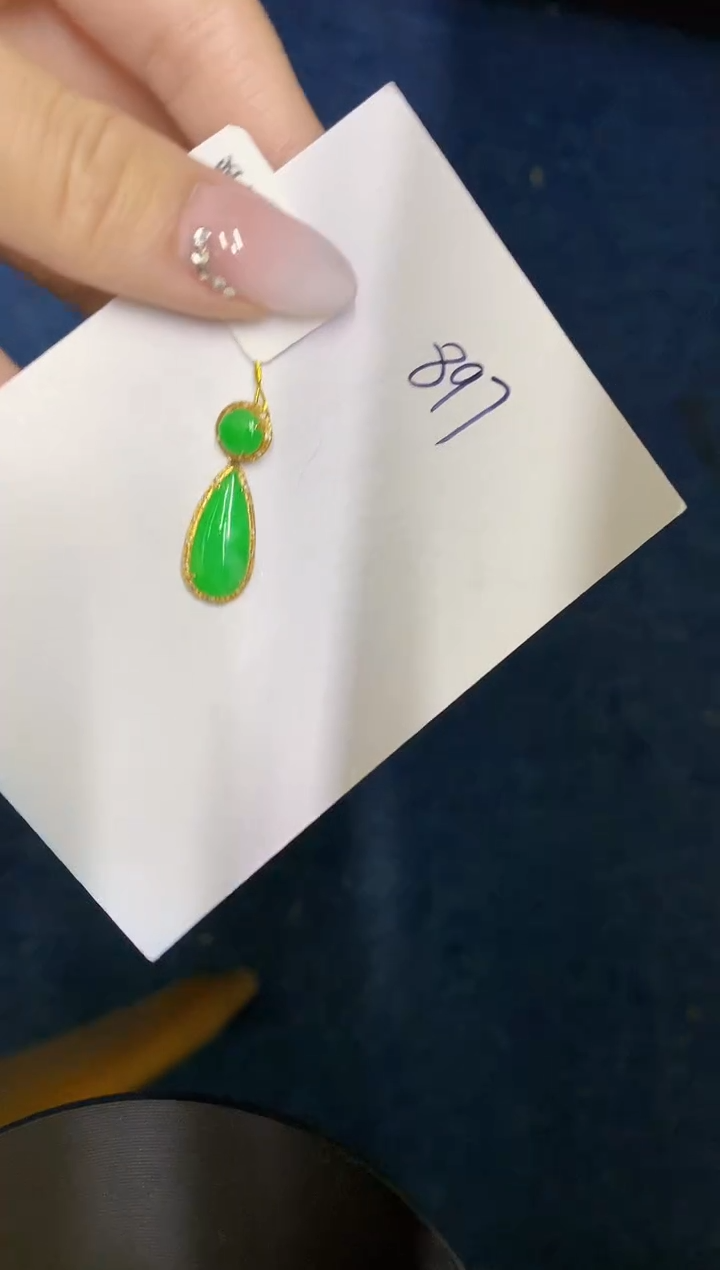 【闪购商品】翡翠颈饰18K金镶嵌00000000000