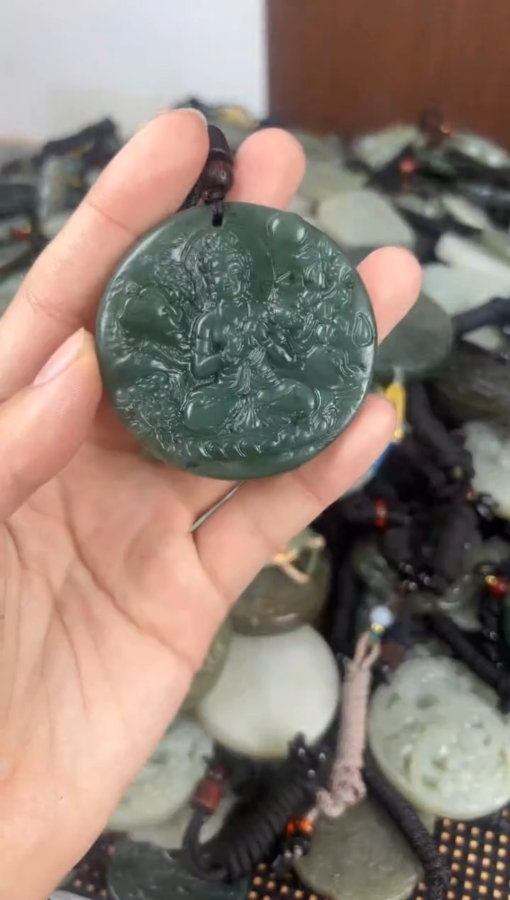 【闪购商品】和田玉颈饰未镶嵌1