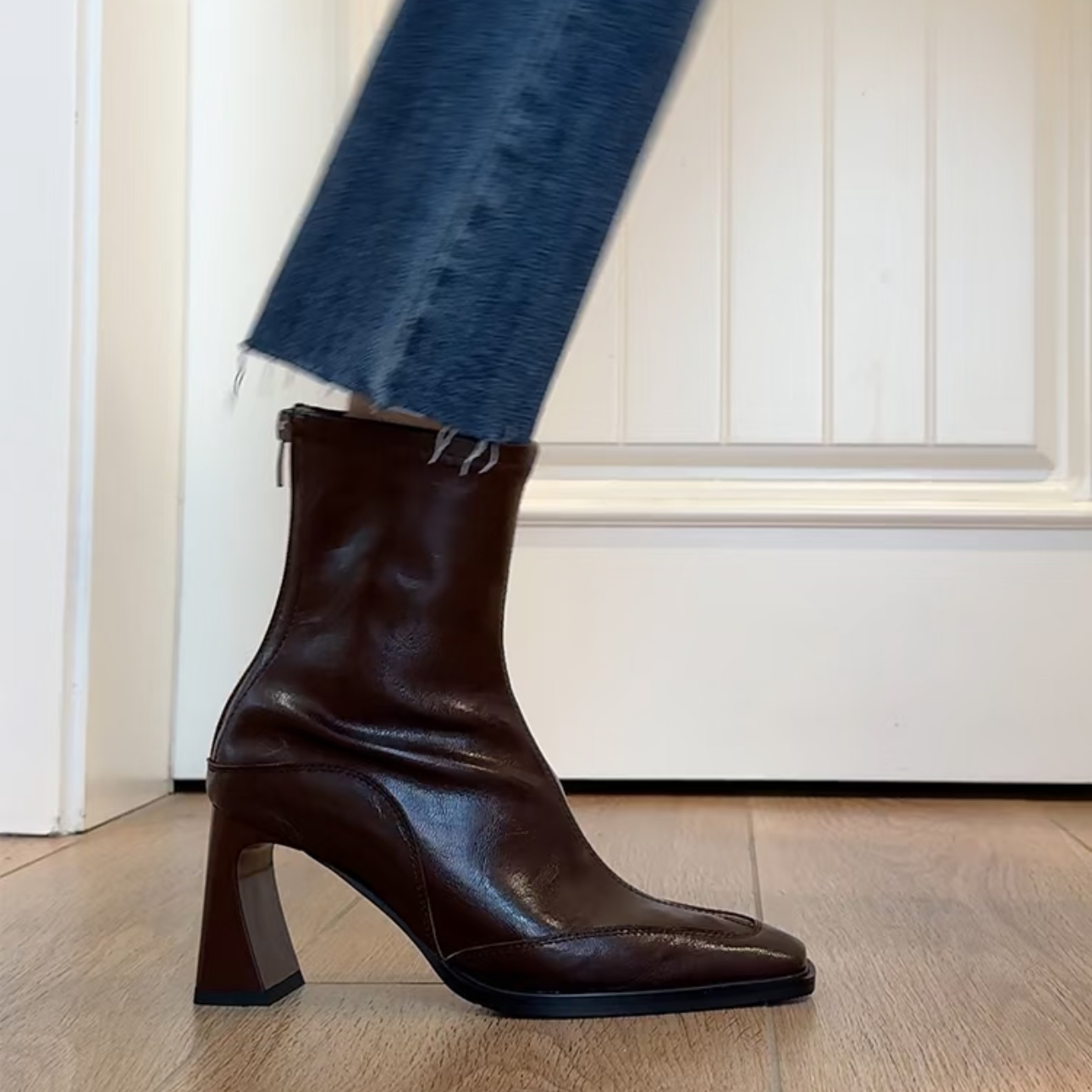 D「如爱」爱意满山~6cm马鞍棕方头粗跟弹力瘦瘦靴马丁气质靴子