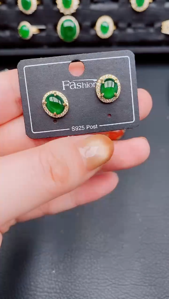 【闪购商品】翡翠耳饰银S925镶嵌天然a货翡翠420