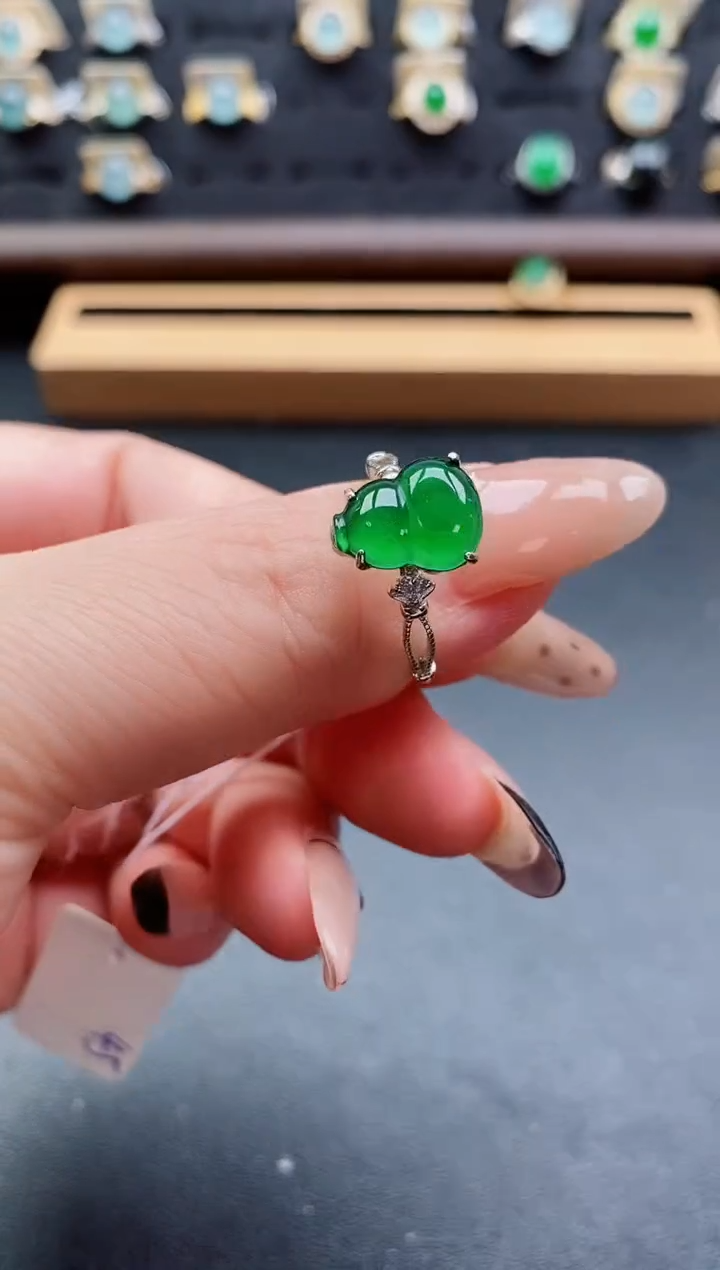 银S925镶嵌戒指翡翠1
