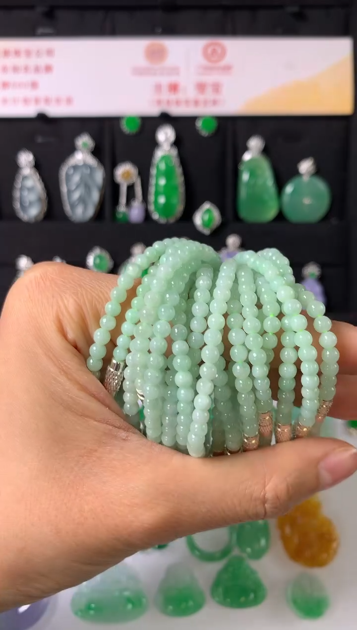 未镶嵌手链翡翠手链