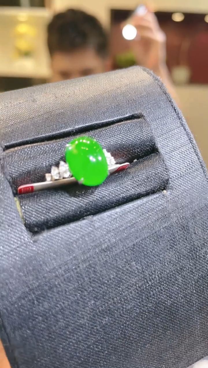 翡翠18K金镶嵌颈饰A32天然A货翡翠戒指