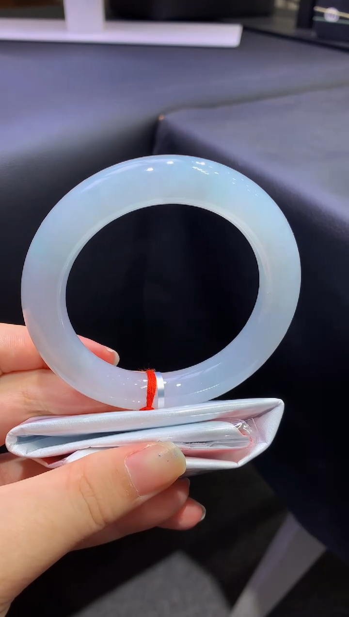 未镶嵌手镯翡翠-N86-圆条56.6