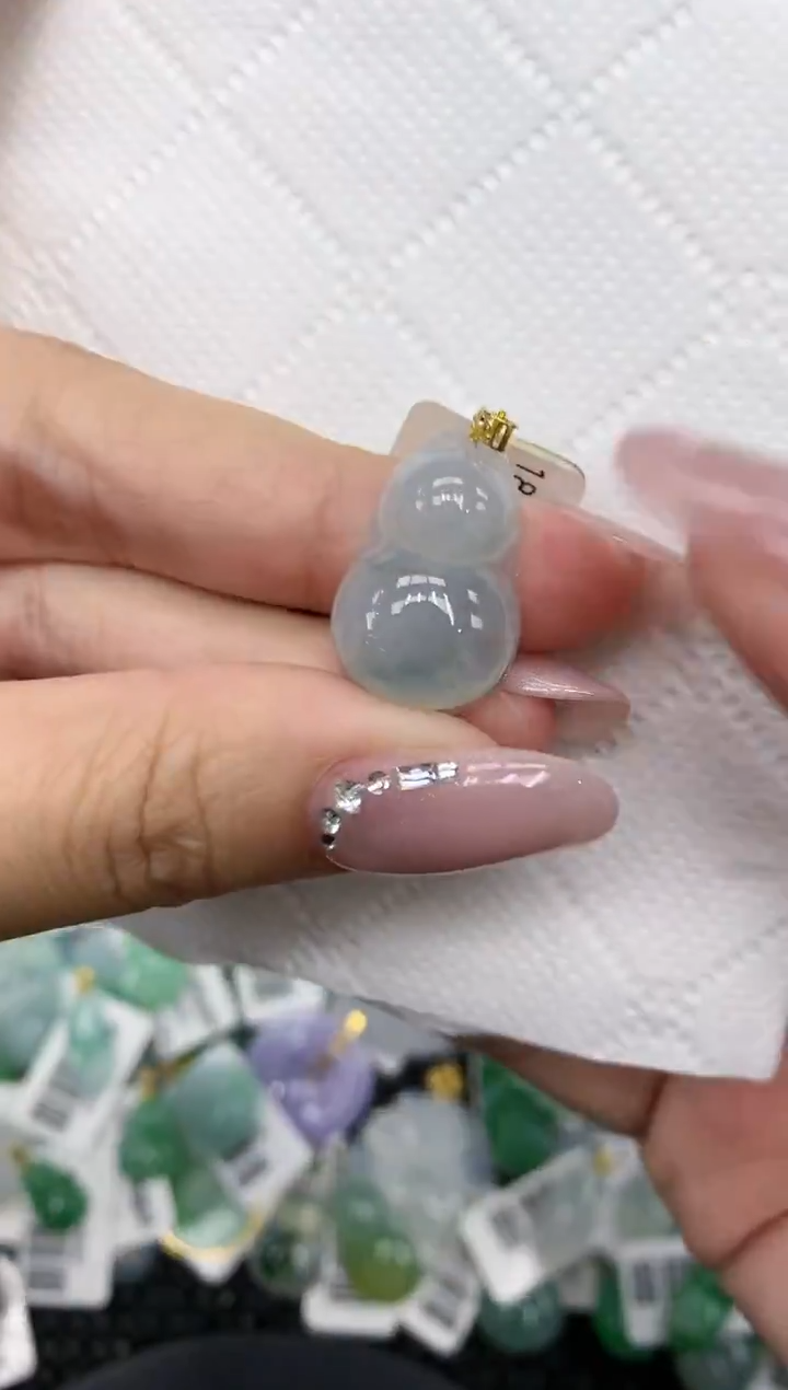 颈饰18K金镶嵌翡翠a货百元一下同包裹多件发出的只收取一单运费