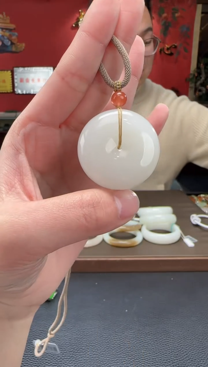 【闪购商品】和田玉颈饰未镶嵌白玉平安扣