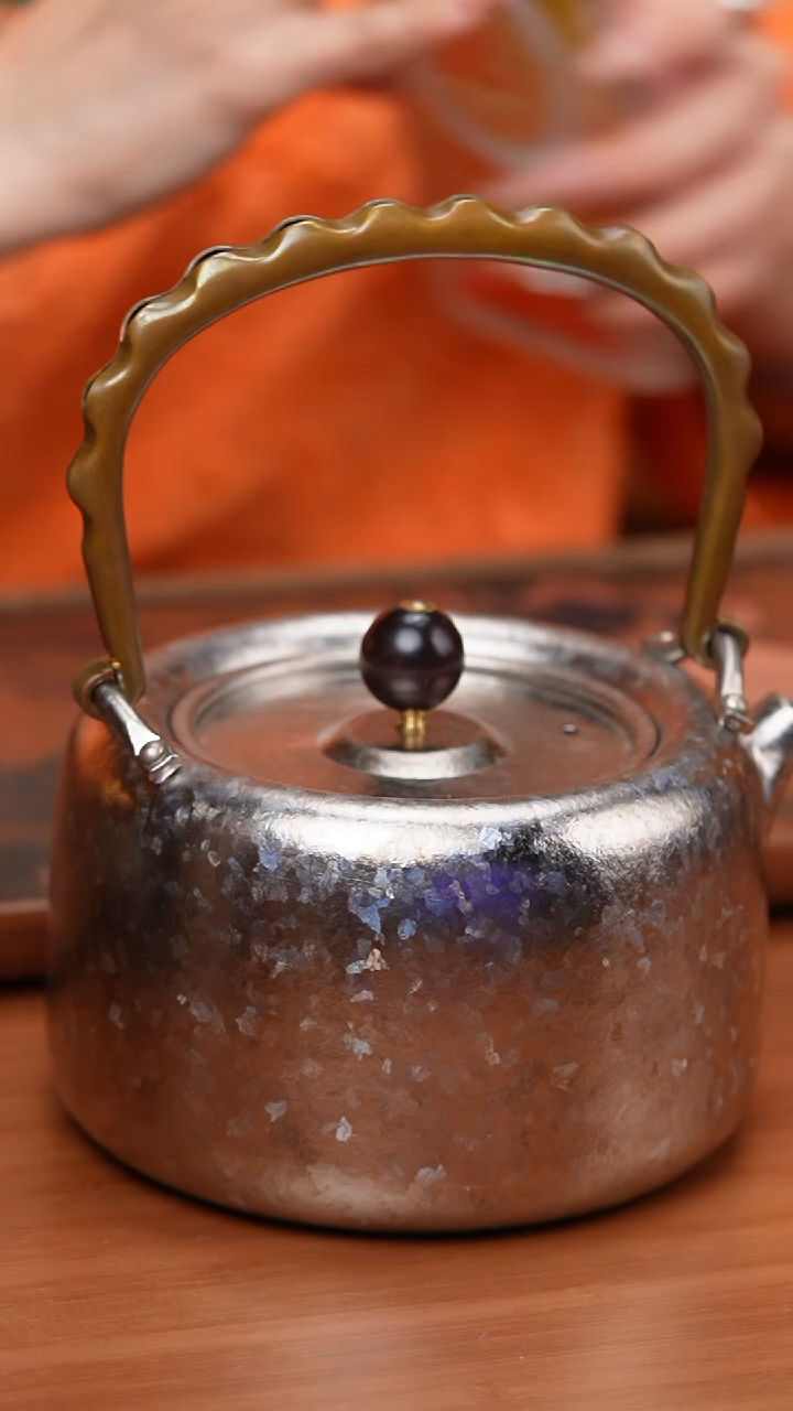 【闪购商品】390银色保温杯链接链接