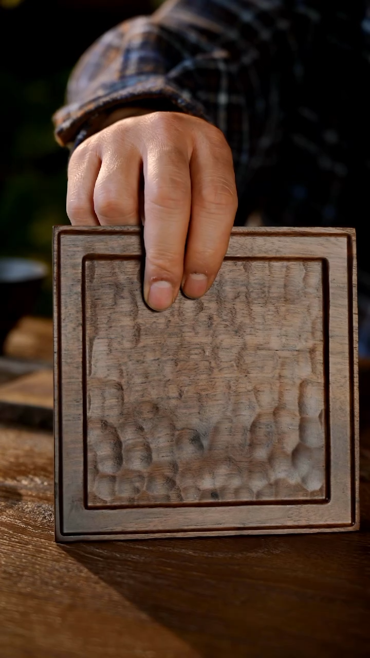 底托..............